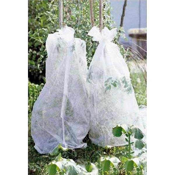 Tomatenhoes Vliesdoek - 1,2 × 10 M 3 Tomatenhoes Vliesdoek - 1,2 × 10 M